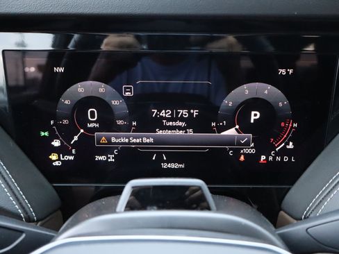 Used 2026 GMC Yukon Denali Ultimate AWD/4WD image 29