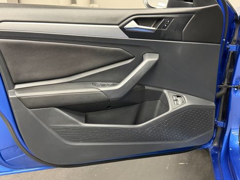 Used 2022 Volkswagen Jetta Sport image 19