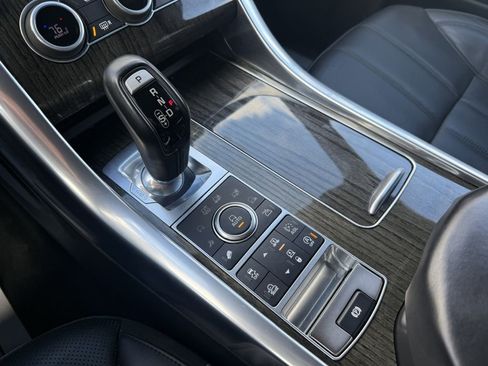 Used 2016 Land Rover Range Rover Sport Supercharged image 34