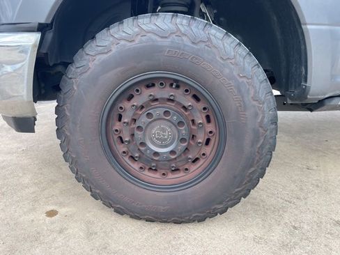 Used 2022 Ford F250 Lariat w/ Lariat Ultimate Package image 4