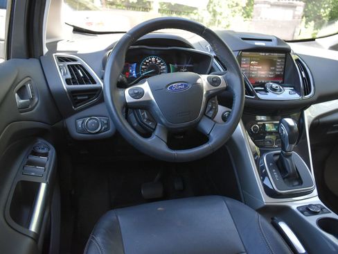 Used 2013 Ford C-MAX SEL FWD image 16
