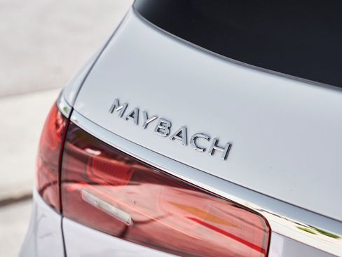 Used 2026 Mercedes-Benz Maybach GLS 600 4MATIC image 14