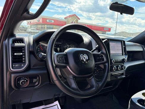 Used 2024 RAM 2500 Tradesman w/ Chrome Appearance Group AWD/4WD image 15