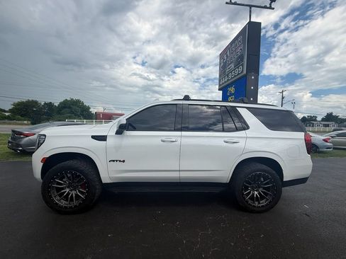Used 2021 GMC Yukon AT4 w/ Rear Media and Nav Package AWD/4WD image 7