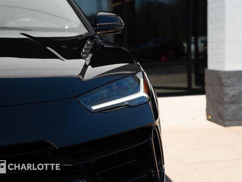 Used 2024 Lamborghini Urus S image 6
