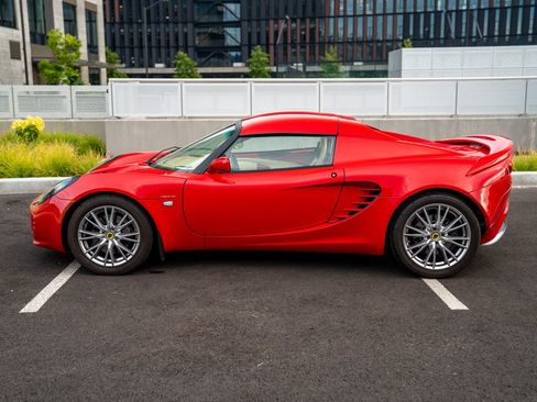 Used 2008 Lotus Elise California Edition RWD image 2