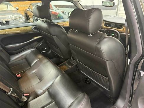 Used 2002 Jaguar XJ8 RWD image 34
