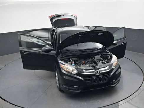 Used 2017 Honda HR-V EX image 37