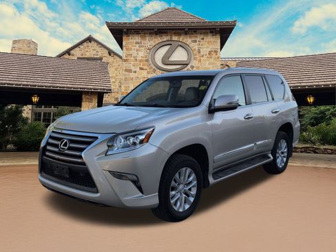 Used 2015 Lexus GX 460 image 2