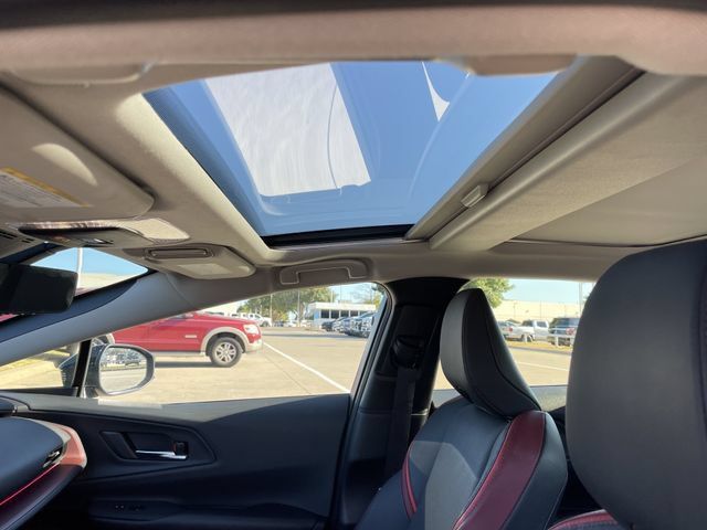 Used 2024 Toyota Prius Prime Premium w/ Advanced Technology Package FWD image 24