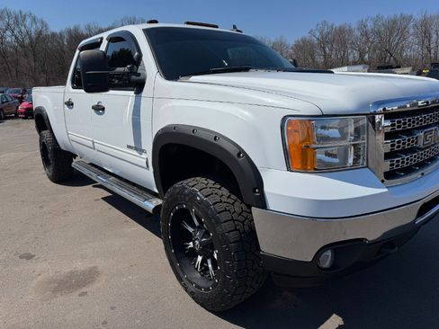 Used 2013 GMC Sierra 2500 SLE w/ SLE Preferred Package image 12