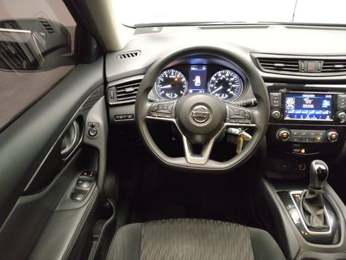 Used 2019 Nissan Rogue S AWD/4WD image 22