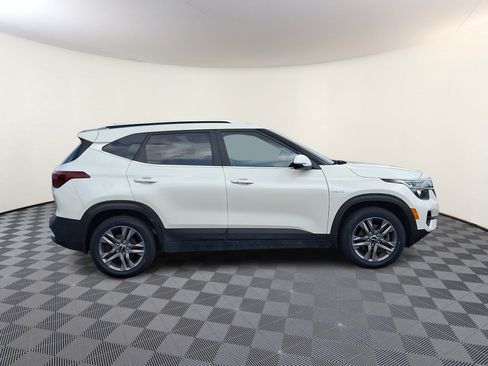 Used 2023 Kia Seltos S w/ Navigation Package AWD/4WD image 7