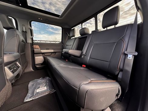 New 2026 Ford F250 Lariat w/ Black Appearance Package image 76