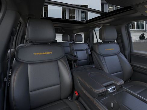 New 2026 Ford Expedition Tremor image 10
