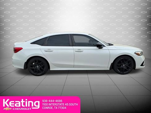 Used 2022 Honda Civic Sport image 4