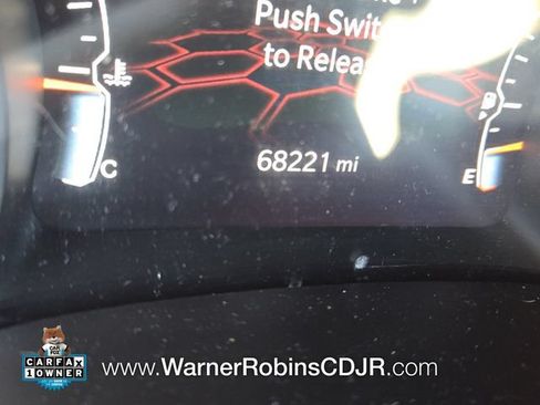 Used 2024 Jeep Compass Latitude AWD/4WD image 29
