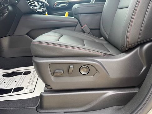 New 2026 Chevrolet Suburban RST w/ Advanced Technology Package AWD/4WD image 32