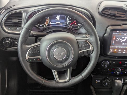 Used 2022 Jeep Renegade Limited image 16