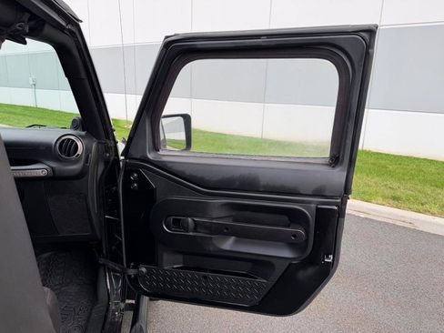 Used 2014 Jeep Wrangler Sport AWD/4WD image 14