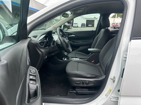 Used 2022 Buick Encore GX Select w/ Safety Package II AWD/4WD image 13