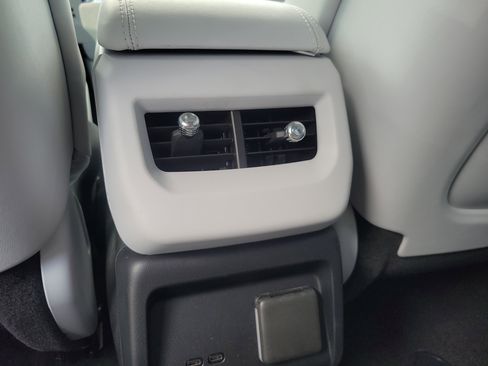 Used 2025 Cadillac Optiq Luxury 1 w/ LPO, Floor Liner Package AWD/4WD image 16