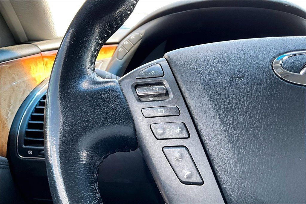 Used 2011 INFINITI QX56 2WD w/ Theater Pkg image 23