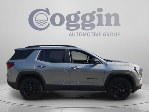 Certified 2026 GMC Terrain Elevation w/ Elevation Premium Package FWD image 6