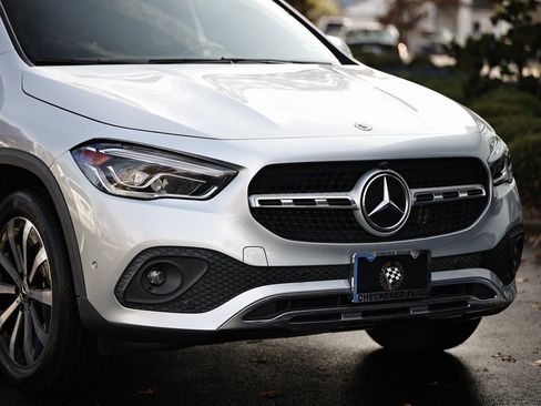 Used 2021 Mercedes-Benz GLA 250 4MATIC image 2