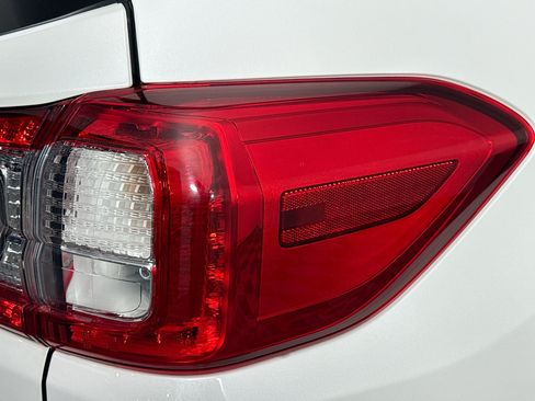 Used 2024 Subaru Ascent Limited w/ Technology Package AWD/4WD image 32