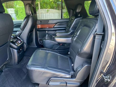 Used 2021 Lincoln Navigator L 4WD image 22