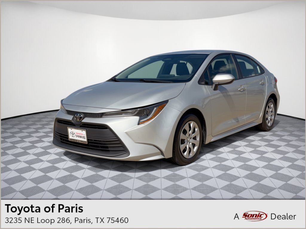 Used 2023 Toyota Corolla LE FWD image 1