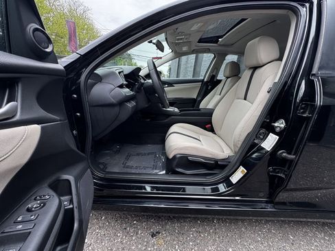 Used 2017 Honda Civic EX image 8