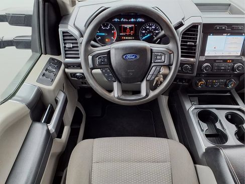 Used 2018 Ford F350 XLT w/ XLT Premium Package AWD/4WD image 14