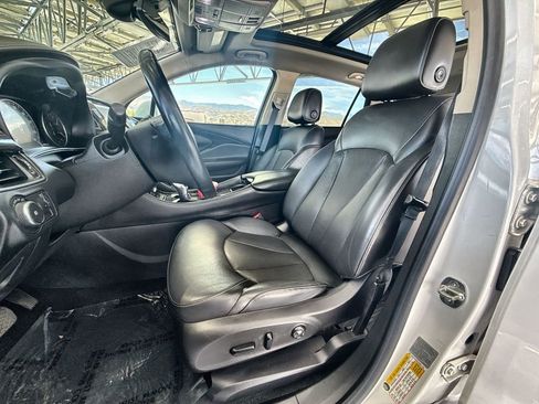 Used 2018 Buick Envision Premium w/ LPO, Cargo Package AWD/4WD image 12