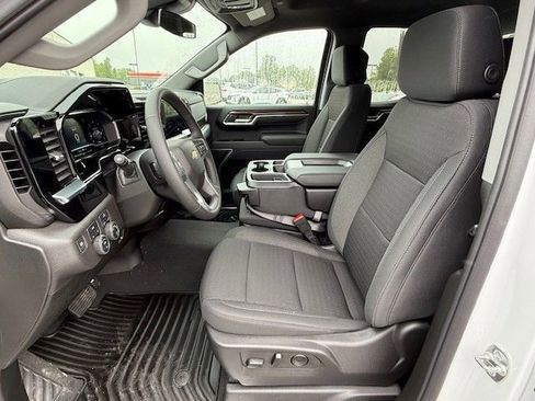 New 2026 Chevrolet Silverado 1500 LT image 13