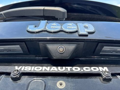 Used 2021 Jeep Renegade Limited AWD/4WD image 34
