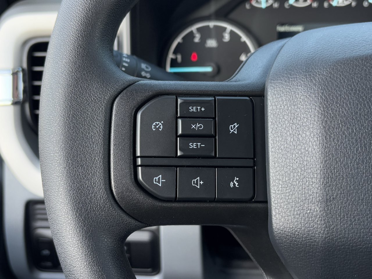 New 2026 Ford F250 XL w/ STX Appearance Package AWD/4WD image 14