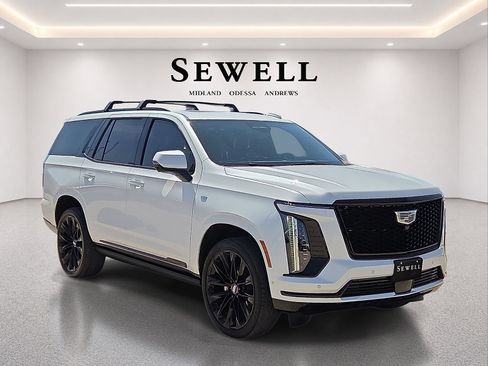 Used 2025 Cadillac Escalade Sport Platinum w/ LPO, ONYX Package AWD/4WD image 6