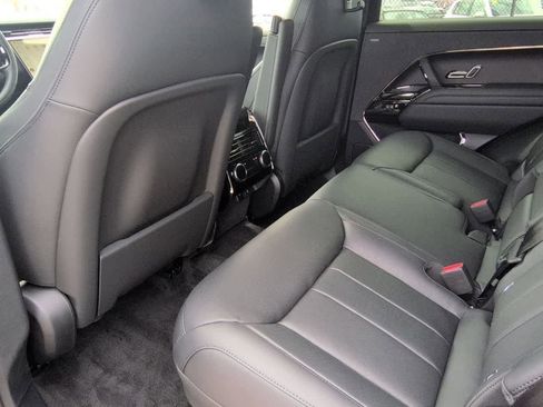 New 2026 Land Rover Range Rover Sport Dynamic SE AWD/4WD image 18