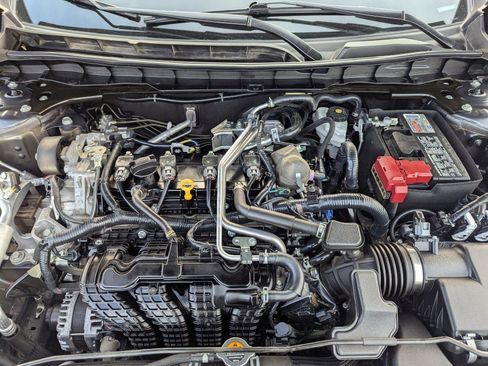 Used 2024 Nissan Altima 2.5 SV image 55