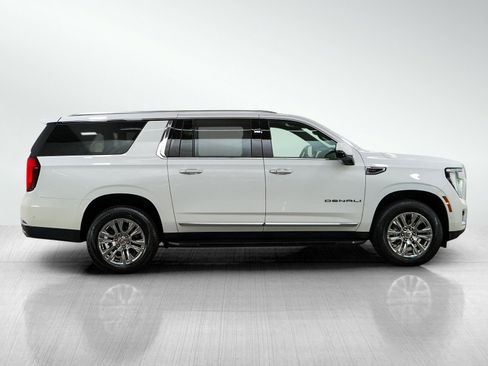 Used 2025 GMC Yukon XL Denali image 6