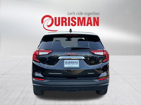 Certified 2024 GMC Terrain SLE image 3