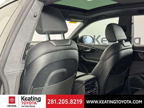 Used 2024 Audi Q8 Prestige w/ Prestige Package image 16