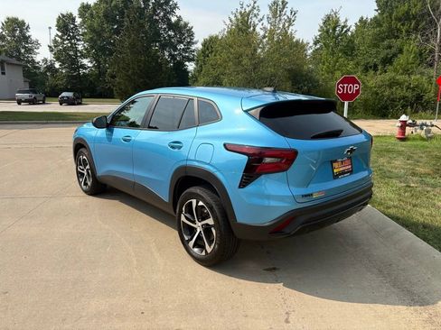 Used 2025 Chevrolet Trax RS w/ Driver Confidence Package FWD image 7