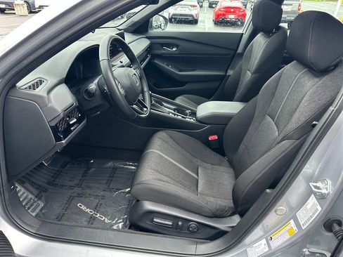 Used 2023 Honda Accord Sport image 12