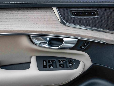 New 2026 Volvo XC90 B5 Core image 31