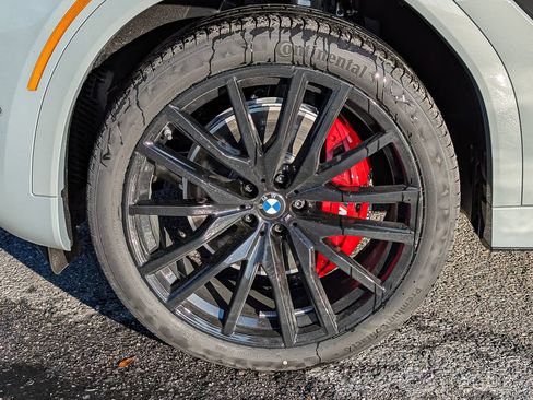 New 2026 BMW X6 xDrive40i image 7