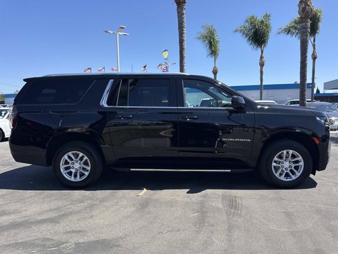 Used 2023 Chevrolet Suburban LS AWD/4WD image 4
