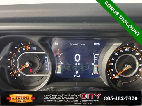 New 2025 Jeep Gladiator Mojave image 16